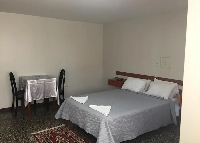 Hotel Plazza